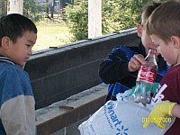 Den 5 historic walk-clean up 3-22-09 030.JPG